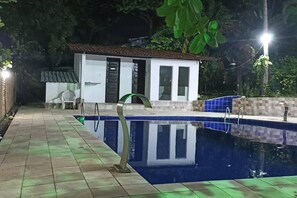 Ferienhaus, 4 Schlafzimmer, barrierefrei, Raucher | Pool