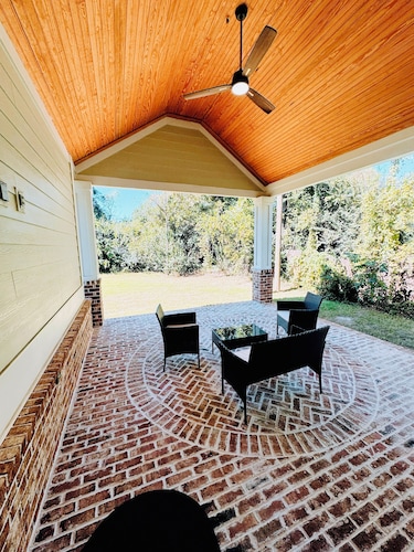 Downtown Aiken Elegant NEW Home