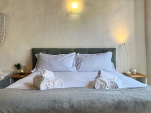 1 chambre, fer et planche à repasser, Wi-Fi gratuit, draps fournis