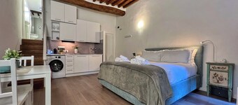 Tuscany Old Town - Dos Habitaciones Piso, Capacidad 5