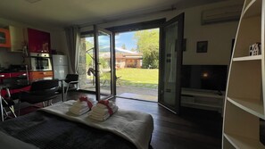 1 Schlafzimmer, Bügeleisen/Bügelbrett, kostenloses WLAN, Bettwäsche