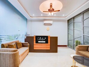 House | Reception