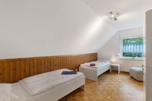4 Schlafzimmer, Bügeleisen/Bügelbrett, WLAN, Rollstuhlgeeignet