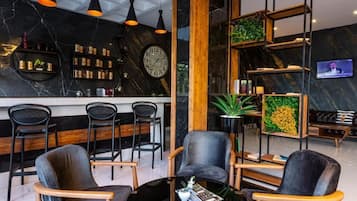 Bar (en la propiedad)