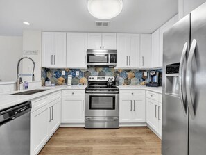 Condo, Multiple Beds (Sago Sands 301) | Private kitchen