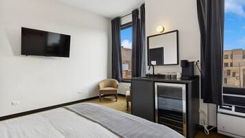 Quarto, 1 cama Queen, para não fumantes | Wi-Fi de cortesia