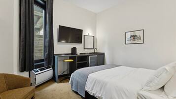 Kamar, 1 Tempat Tidur Queen, Bebas Asap Rokok | Wi-Fi gratis