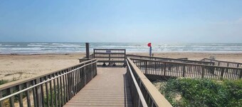 3rd Flr Beachview Luxe - Elevator - Pool - BBQ