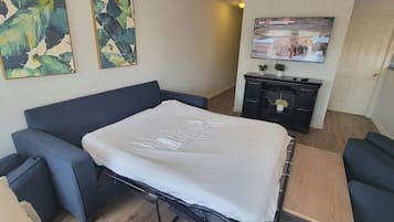 Condo, Multiple Beds, Balcony, Partial Ocean View (Cora Lee Beachview) | 2 bedrooms, individually decorated, individually furnished