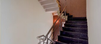 Collection O Deendyal Bus Terminal