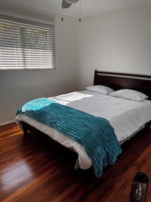 3 bedrooms, free WiFi, bed sheets