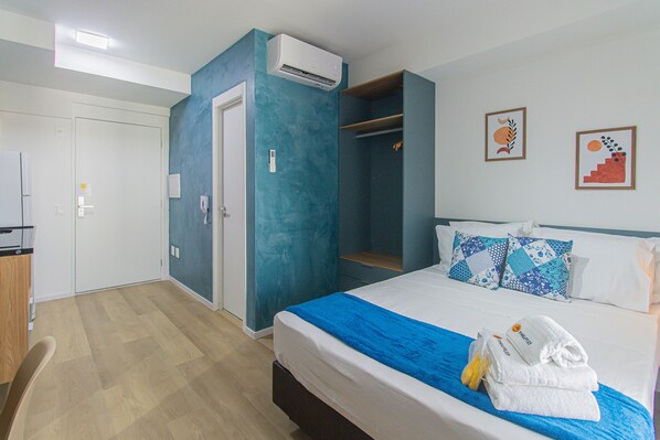 1 bedroom, desk, iron/ironing board, free WiFi