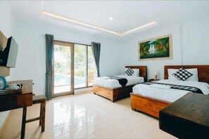 Deluxe Twin Room, Pool View