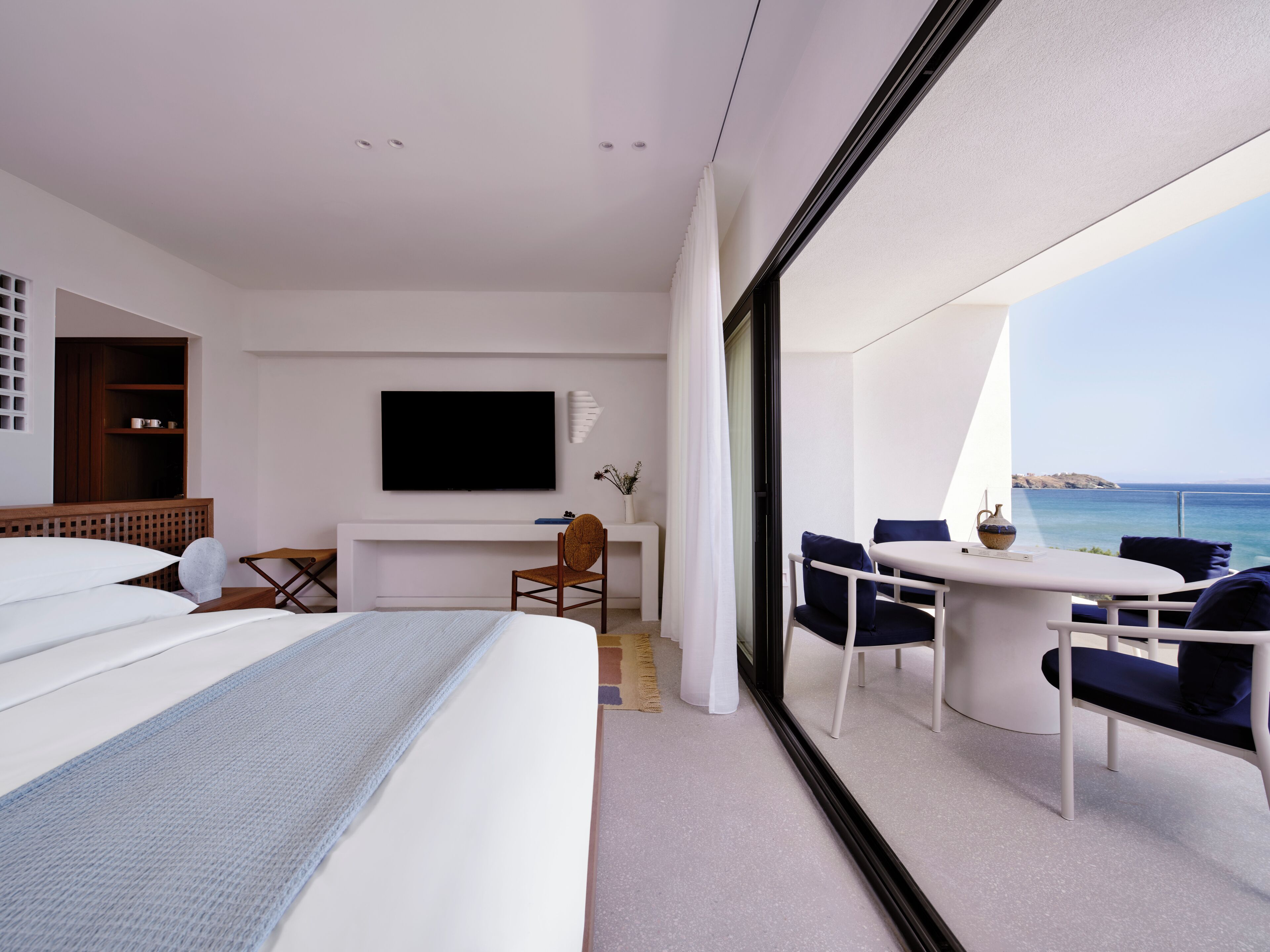 Vista Suite | In-room safe, blackout curtains, free cots/infant beds, free WiFi
