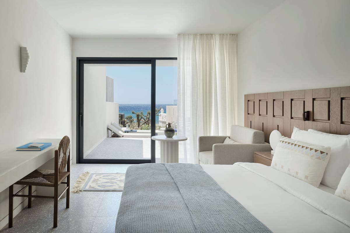 Junior Suite Sea View with Private Pool | Caja fuerte, cortinas opacas, cunas gratuitas y wifi gratis