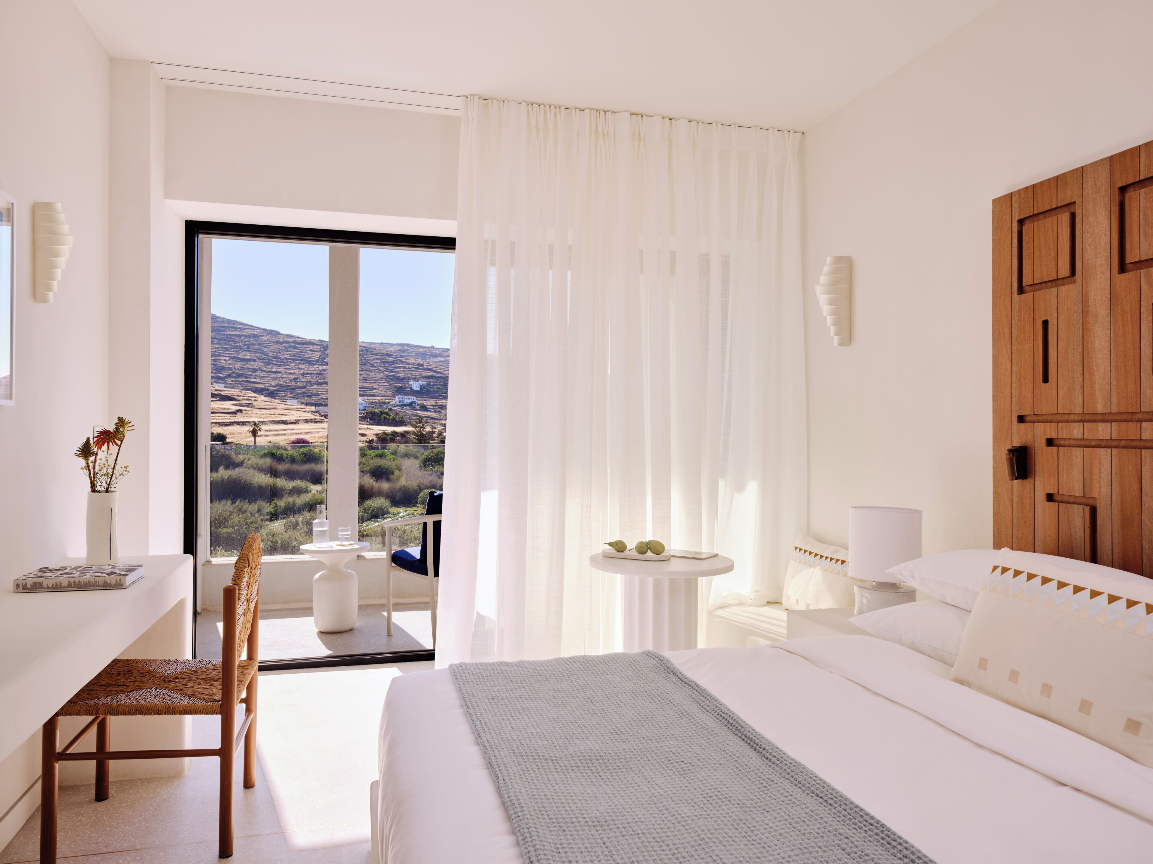 Superior Room Side Sea View | In-room safe, blackout curtains, free cots/infant beds, free WiFi
