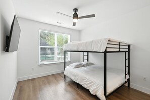 Iron/ironing board, free WiFi, bed sheets