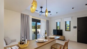 Superior Apartment, Sea View, Ground Floor | Ruang tamu