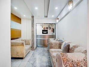 House | Reception