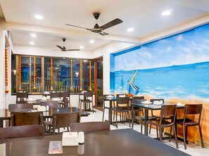 House | Tempat makan