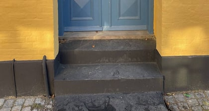 Charming townhome near beach and square