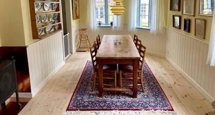 Charming townhome near beach and square