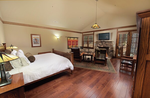 1 bedroom, iron/ironing board, Internet, bed sheets