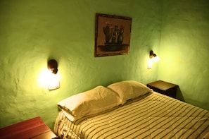 2 chambres, accĂšs au Wi-Fi (inclus), literie fournie