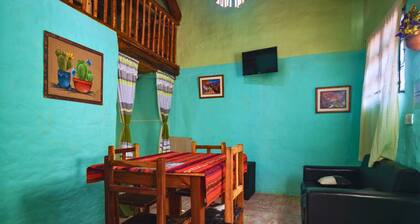 Cabin 1 in Cerro San Martin| Sleeps 5| The heart of the Quebrada| Maimará, Jujuy