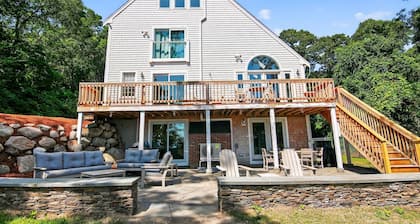 NEW! Ocean Views & Private Beach 3BR Nature Escape