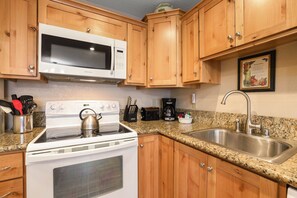 Fridge, microwave, dishwasher, coffee/tea maker