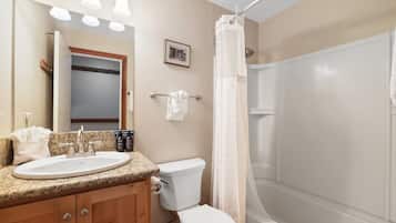 Douche, sèche-cheveux