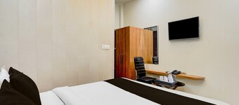 Hotel O Subedarganj Railway Junction