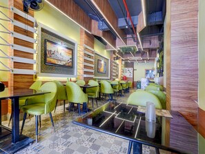 House | Dining