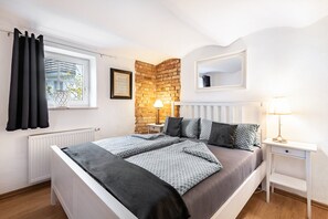 6 bedrooms, iron/ironing board, WiFi, bed sheets - Holiday Home 'Ilmhaus' with Wi-Fi (Pförring)