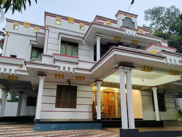 House | Exterior