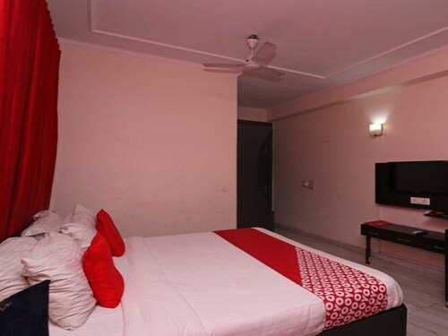 Hotel O Balaramapuram Formerly White Castle