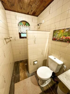 Apartment | Bathroom