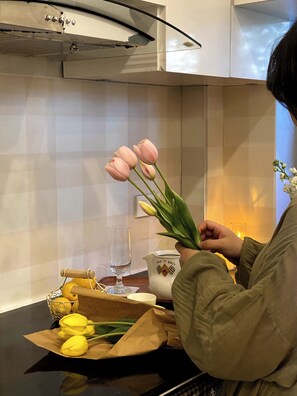 Habitación Deluxe doble, vistas a la ciudad | Escritorio, cortinas opacas, sistema de insonorización y wifi gratis