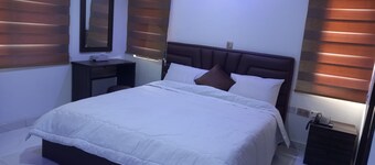 Highfive Apartment,
its always Home Away From Home