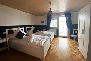 8 Schlafzimmer, Bügeleisen/Bügelbrett, WLAN, Bettwäsche