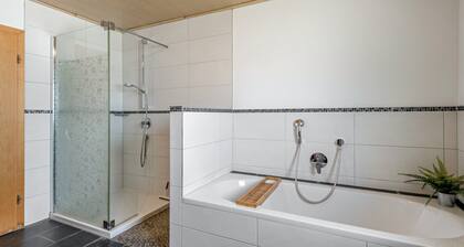 Holiday Home 'Am Limes' with Private Terrace, Private Garden and Wi-Fi