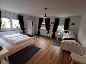 8 soverom, strykejern/-brett, wi-fi og sengetøy