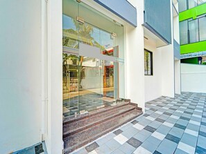 House | Reception