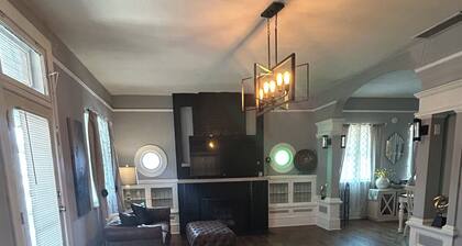 Central Charm home in El Paso, Tx. This charming home features 3 bedrooms