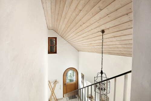 Holiday Home 'Country House in Pförring' with Balcony and Wi-Fi