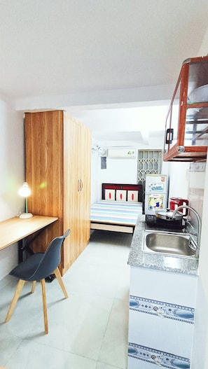 Comfort Studio, Smoking, Kitchen