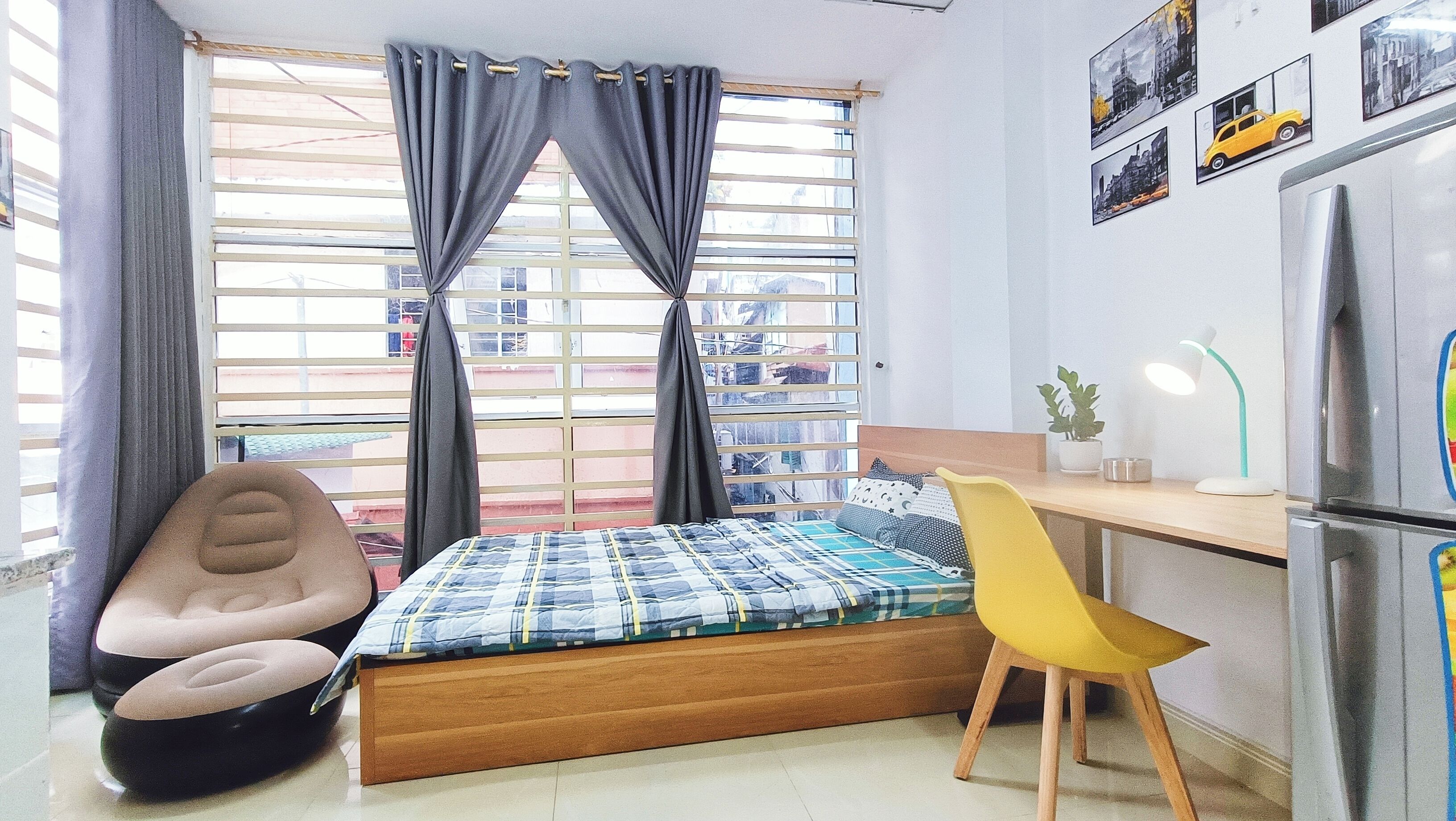 Kahden hengen deluxe-huone, keittiö, kaupunkinäköala | Työpöytä, silitysrauta/-lauta, ilmainen Wi-Fi