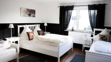 4 dormitoris, planxa i posts de planxar, wifi i roba de llit