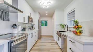 Luxury House, 4 Bedrooms, Private Pool, Garden View | Private kitchen | Coffee/tea maker, electric kettle, cleaning supplies, paper towels